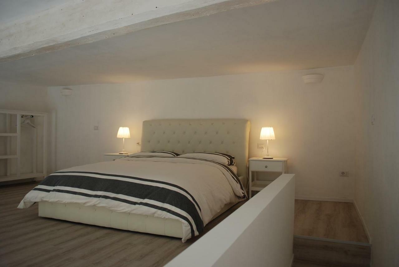 Berardi Palace - Vigna Nuova Loft Florenz Exterior foto